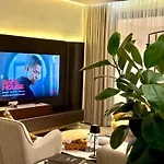 Unique Apartment Next To Kafd